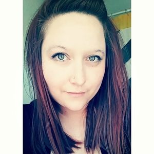 Meet your Posher, Marissa